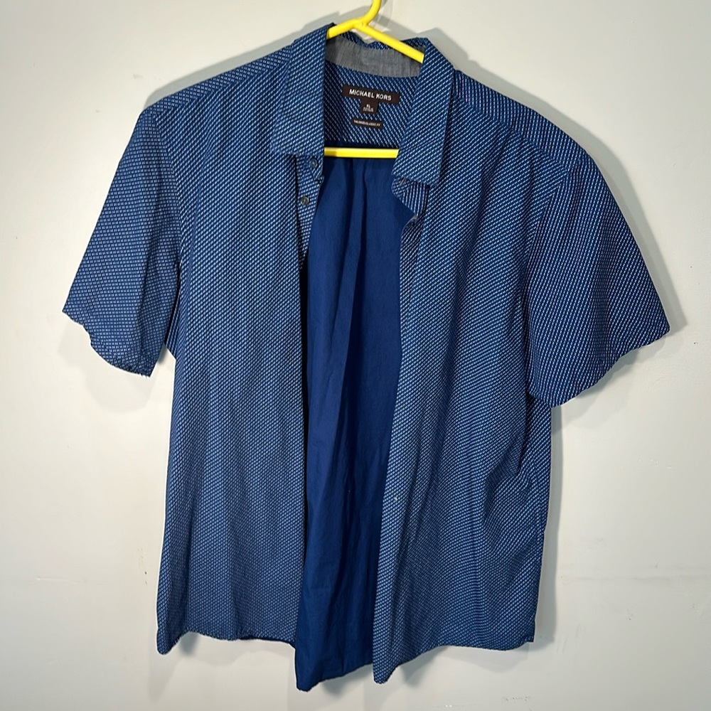 Shirt in good shape Michael Kors XL